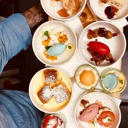 Casa de hóspedes Restaurant Waldcafe 3*