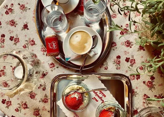 森林咖啡餐厅旅馆 3*