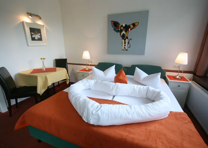 Restaurant Waldcafe בית הארחה מאיירהופן