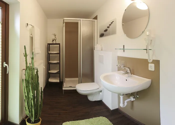 招待所 森林咖啡餐厅旅馆