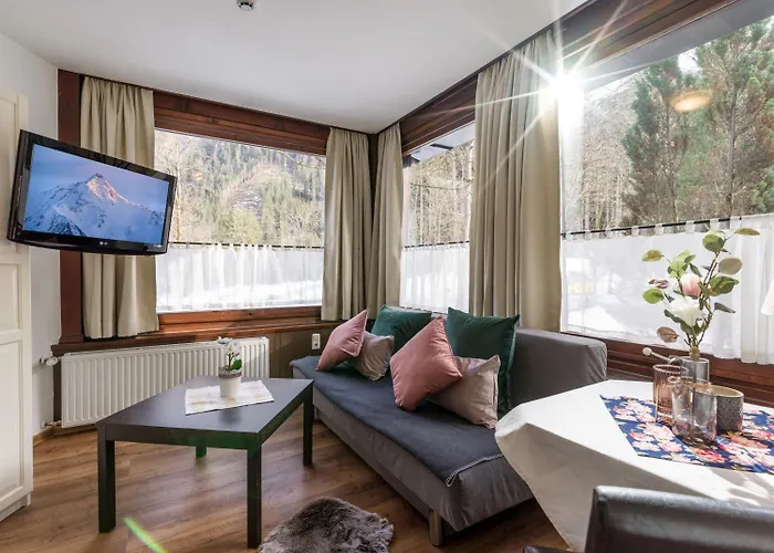 森林咖啡餐厅旅馆 3*